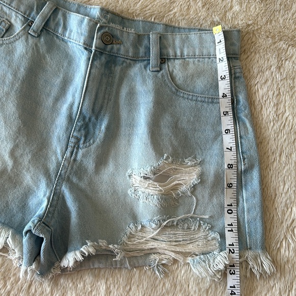 No Boundaries cut off jean shorts size 9 - Picture 11 of 16